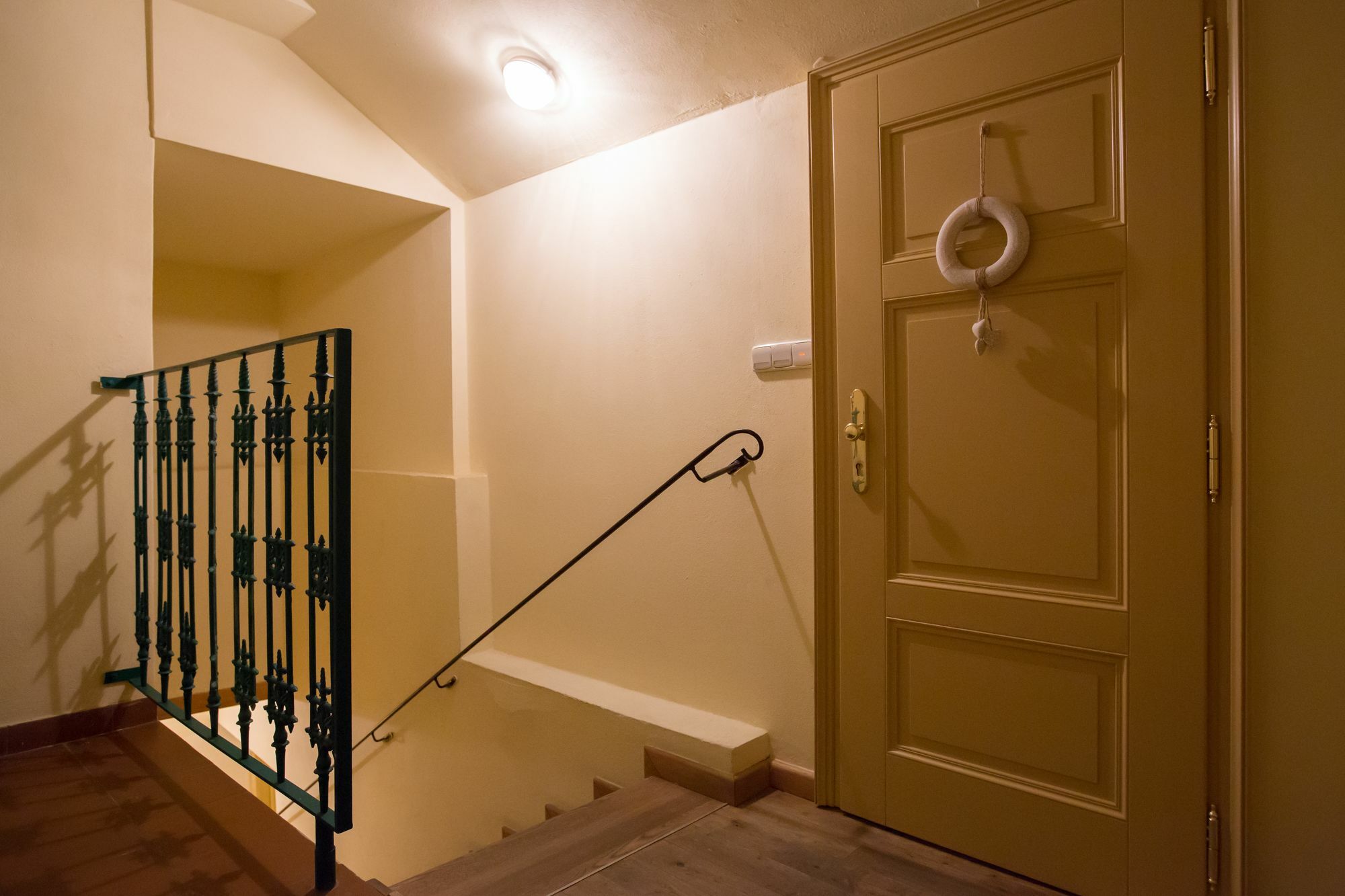 Gigantic Boho Chic 3 Bedroom 3 Bathroom Loft With Hanging Chair * Praha